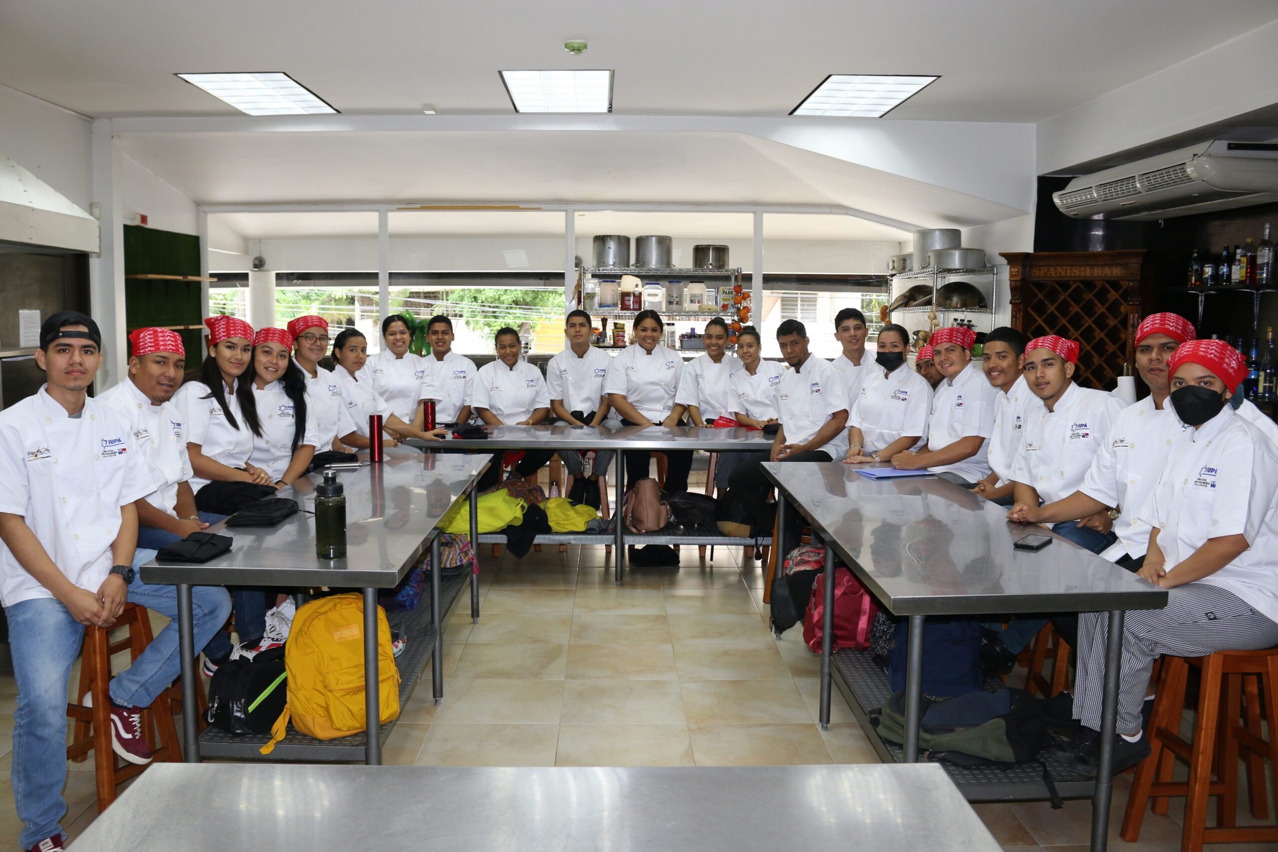 Participantes de “Asistente de Chef” realizan sus prácticas laborales
