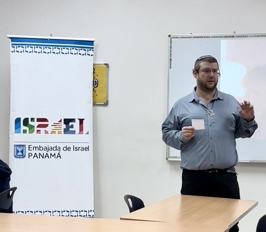 Estudiantes de ¡Supérate! JUPÁ aprendieron sobre Innovación y Tecnología en capacitación con la Embajada de Israel en Panamá