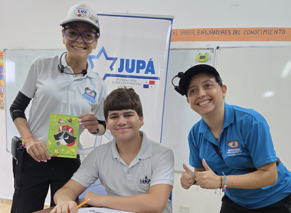 Estudiantes de la Escuela Octavio M. Pereira reciben visita del joven autor Isaac B. Guidon