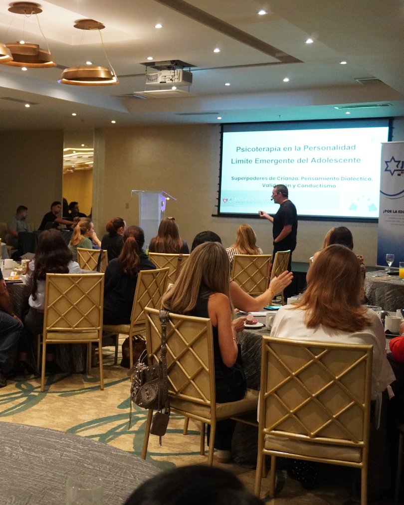 Talleres DBT con Rompamos el Silencio